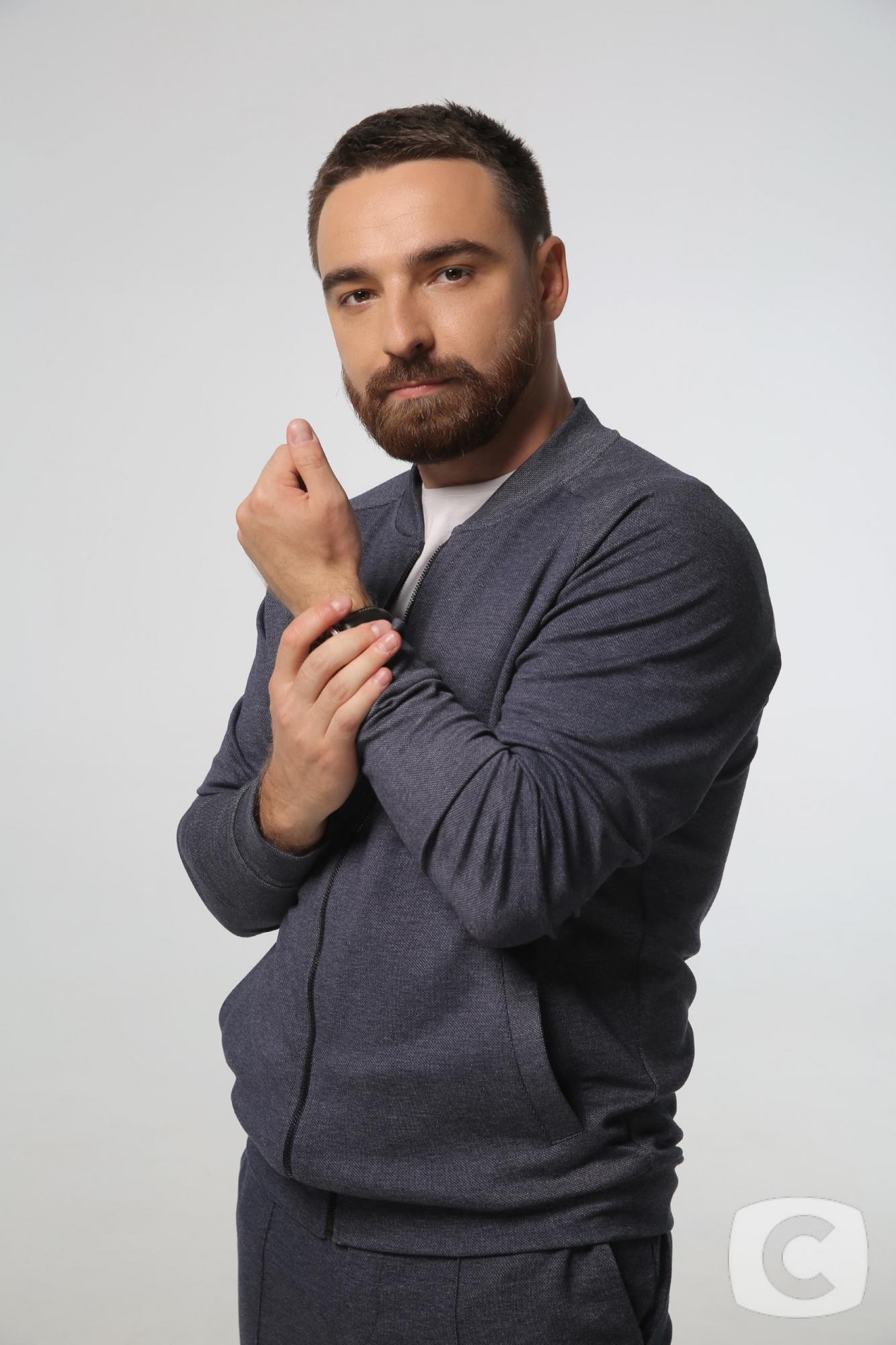 Астролог розповіла, хто ідеально підходить "Холостячці" Мішиній в коханні, сексі і житті